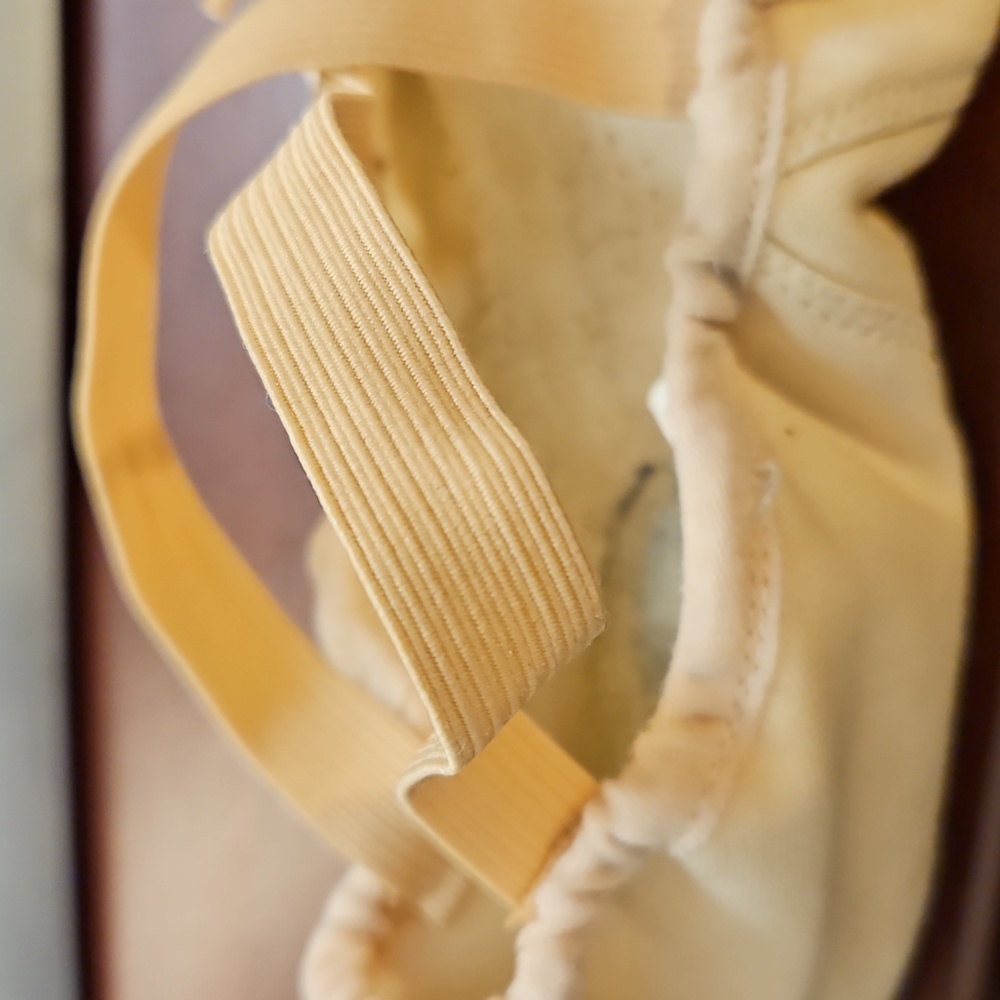 Ballet Slippers - Picture 2 of 6
